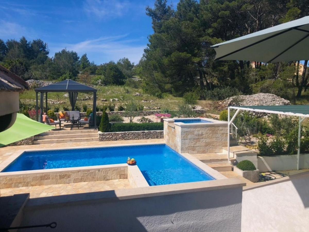 Holiday Home Ela Dračevica Exteriér fotografie