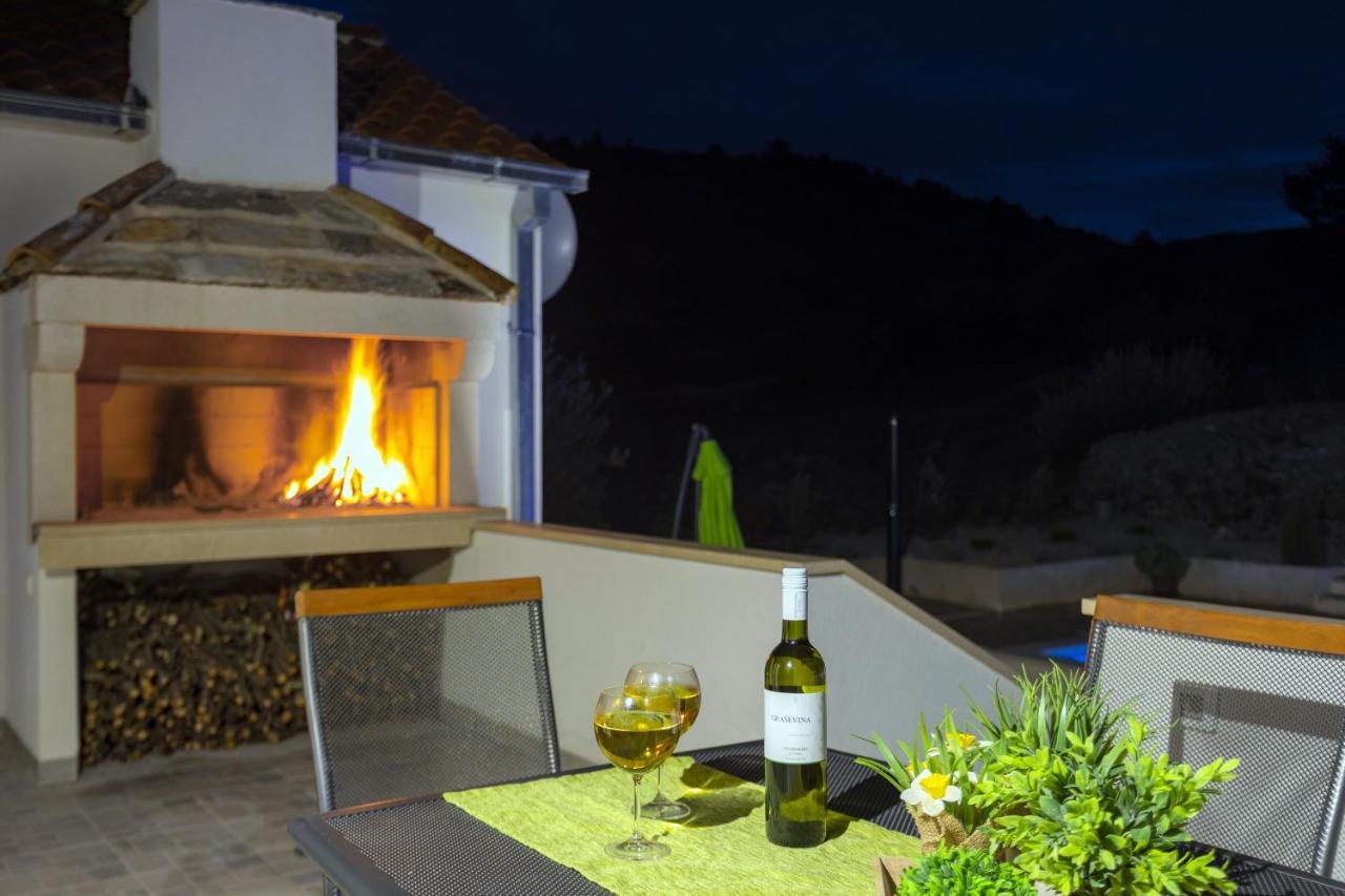 Holiday Home Ela Dračevica Exteriér fotografie